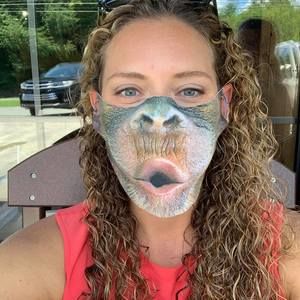 Meet your Posher, Mariza